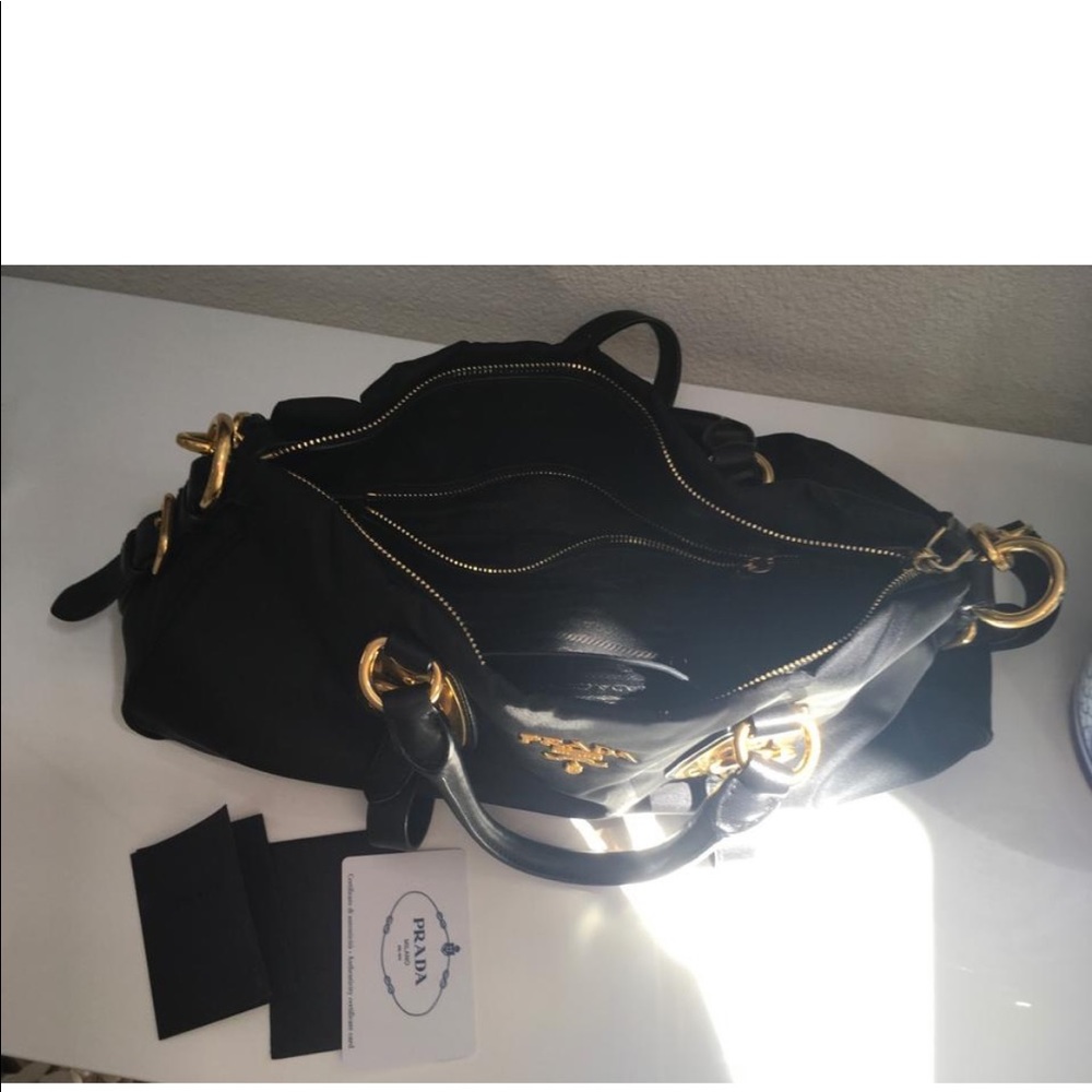 Sold LIKE NEW 🤩PRADA Tessuto nylon gold hardware - Picture 7 of 8